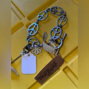 New NWT Lucky Brand Silver Peace Bracelet w/ Dove & Flower 7”